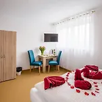 Ludwig Отель 3*